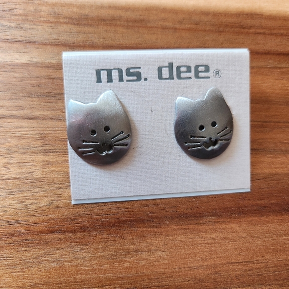 Ms.Dee Pewter Cat Earrings - Picture 1 of 5